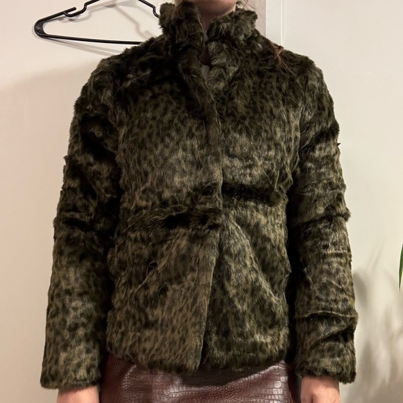 Sofie Schnoor Faux Fur Coat - Picture 3 of 8